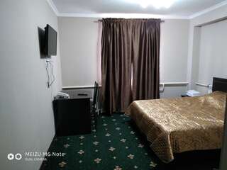 Отель Гостиница QAINAR HOTEL Нур-Султан Стандартный двухместный номер с 1 кроватью-3